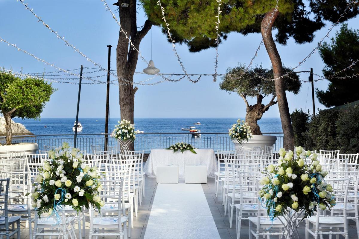 La Plage Resort